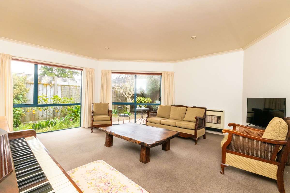 22A Stewart Crescent_2