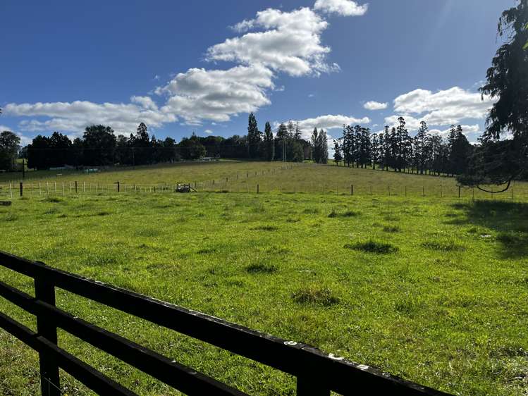 7045 State Highway 1 Pakaraka_36