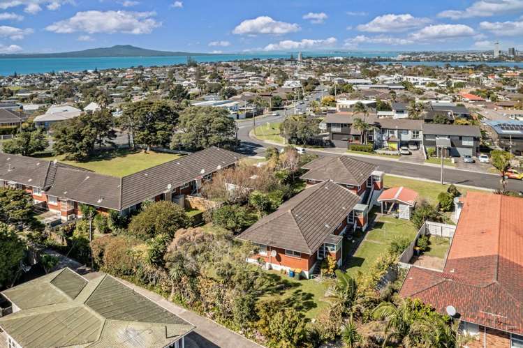 1 Marsh Avenue Forrest Hill_44