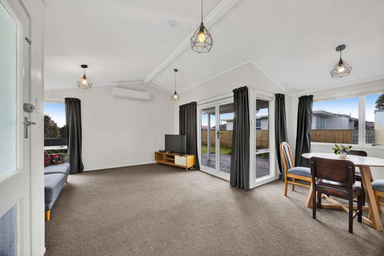 8 Hughson Place Opunake_2