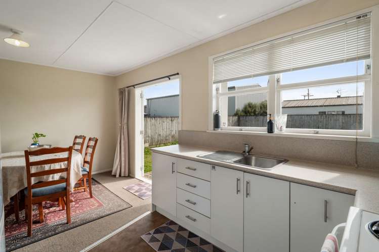 6 Flora Street_3