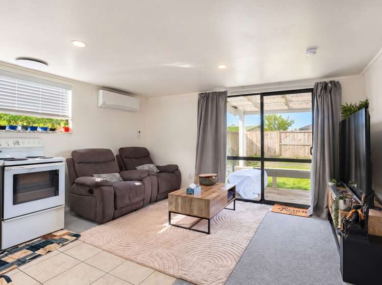 64 & 64A Aurora Terrace Hillcrest_10