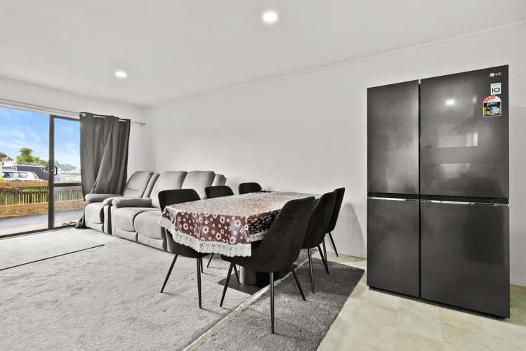1/20 Volta Place Clendon Park_3