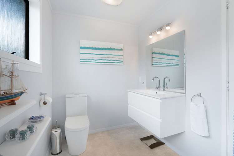 72 West View Crescent Onerahi_12