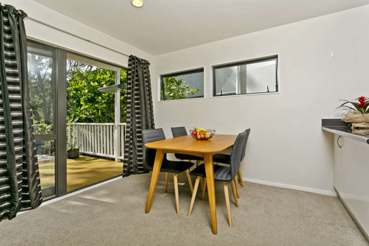 7/12 Herons Way Northcote_6
