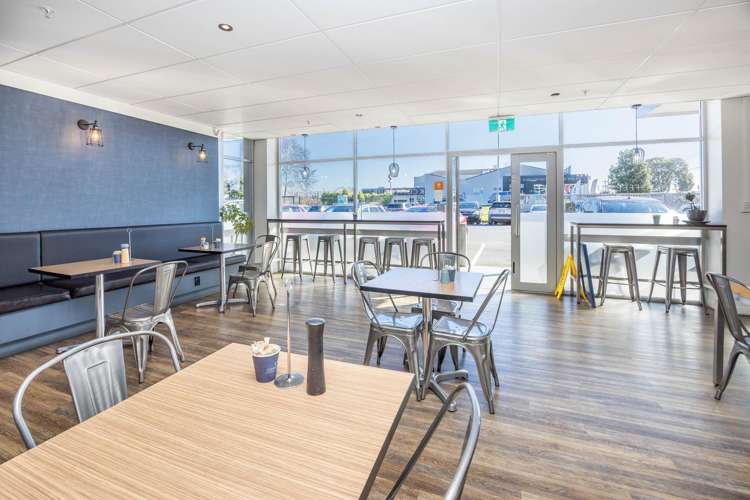369 Te Rapa Road Beerescourt_9