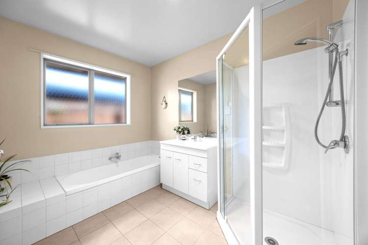56 Becmead Drive Harewood_13