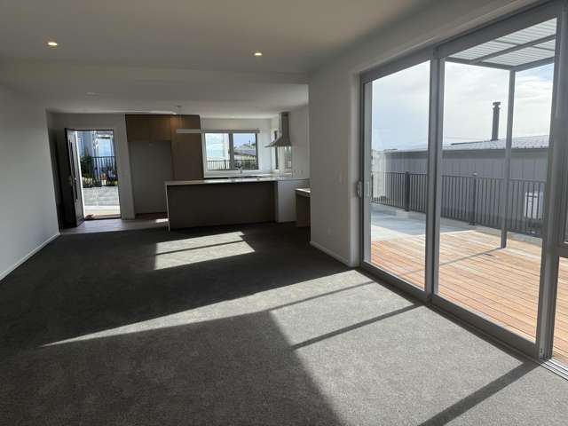395C Suffolk Road Stoke_1