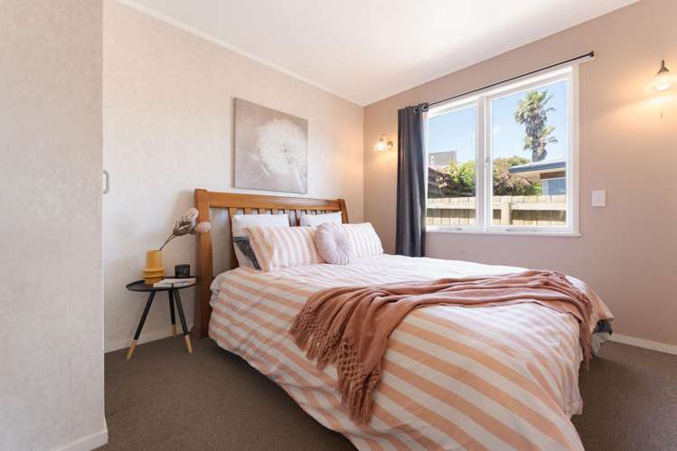 200 Welcome Bay Road Welcome Bay_8