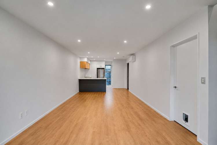 2/16 Hamill Road Halswell_11