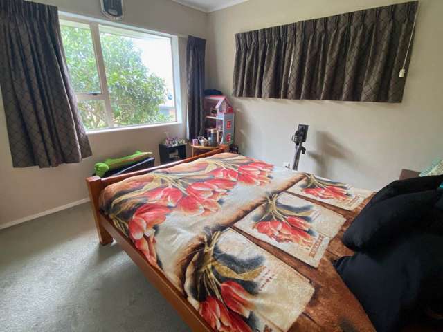 2/10 Clevedon Road Papakura_3