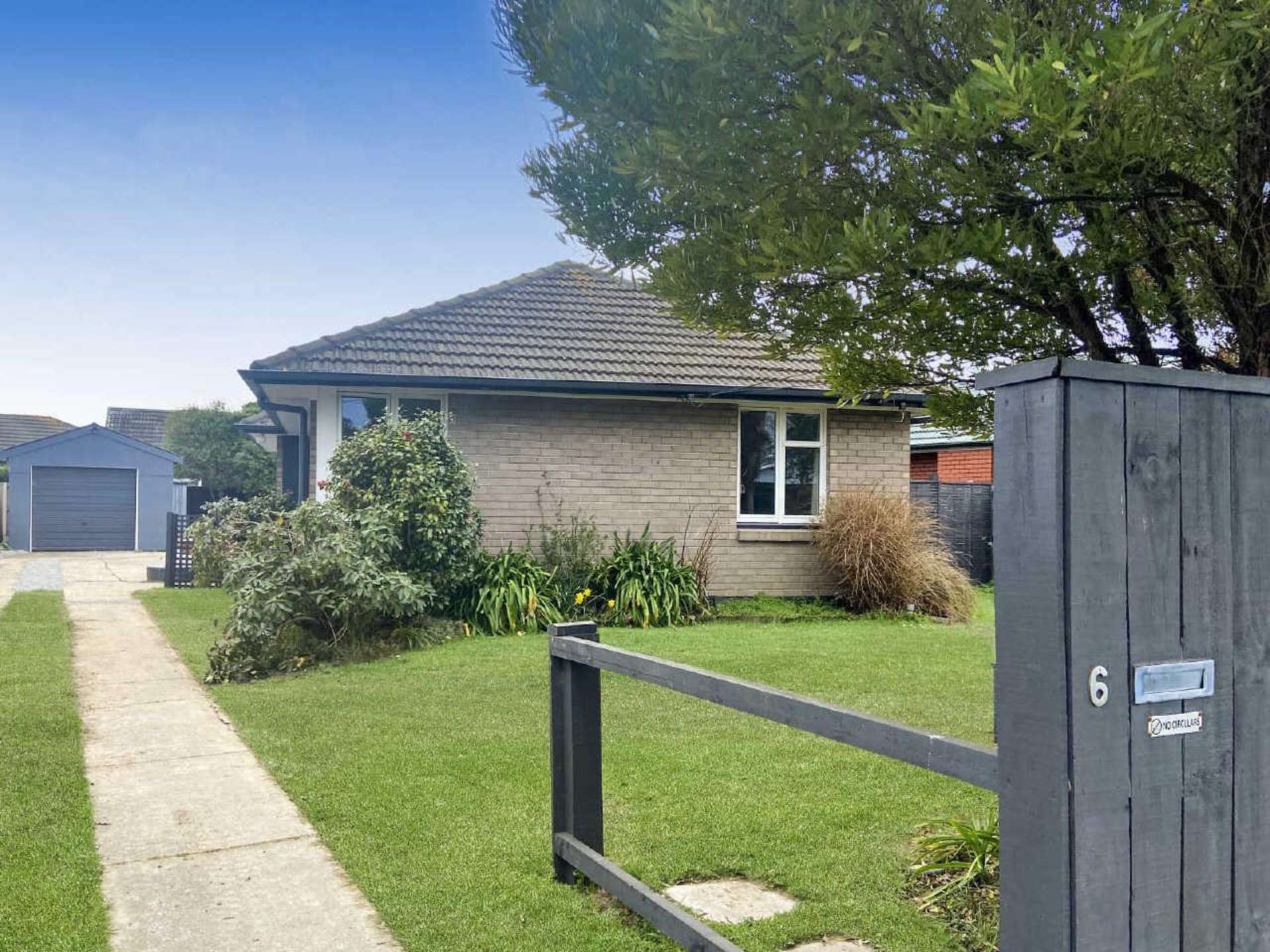 6 Palmside Street Somerfield Christchurch City Houses for Rent
