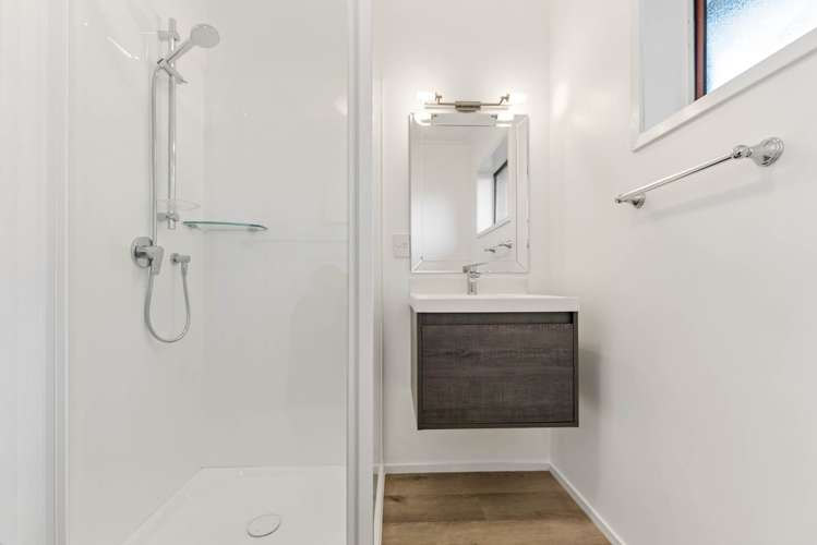 98B Carlisle Road Browns Bay_7
