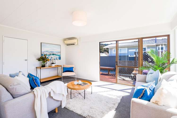 7 Karamea Grove Wainuiomata_7