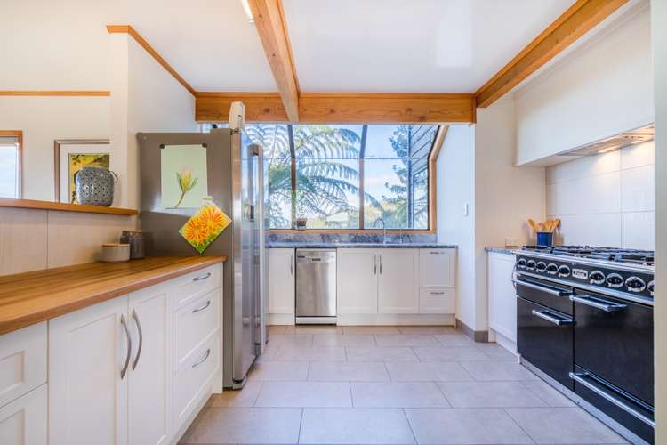 627 Huia Road Parau_7