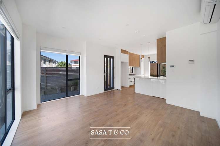 64 Landscape Road Papatoetoe_2