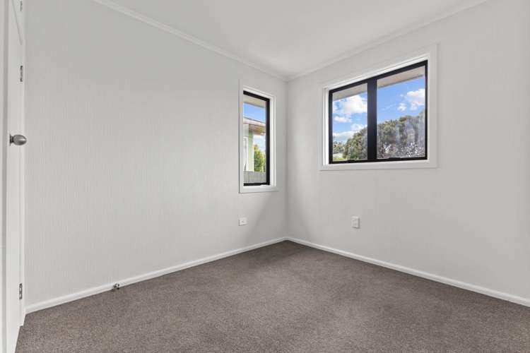 28 Evans Road Weymouth_10