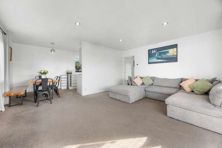 2/36 Miro Street New Lynn North_12