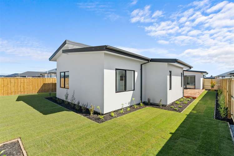 21 Coach Way Rolleston_16