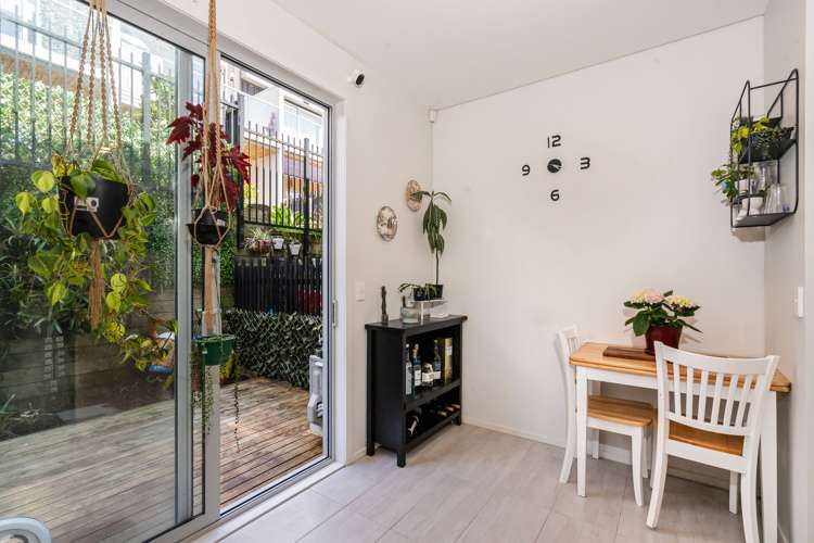 28 Ceramic Lane New Lynn_7