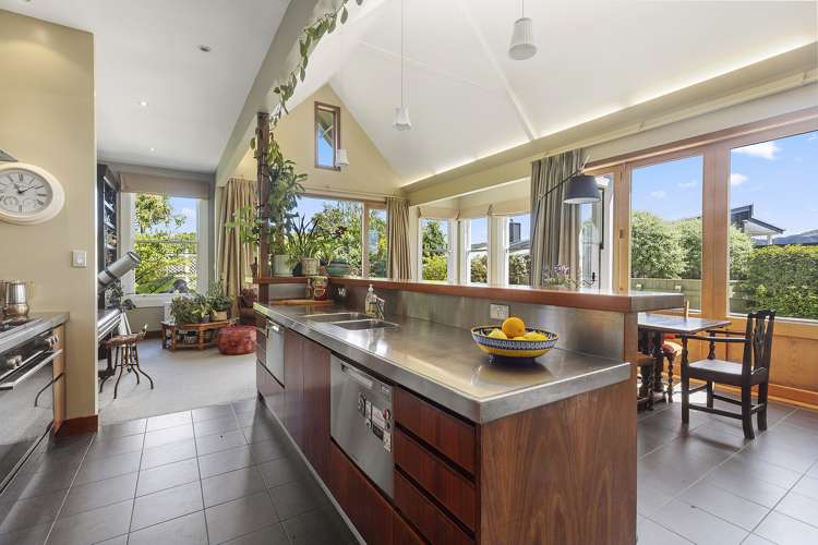 76 Weld Street Wadestown_10
