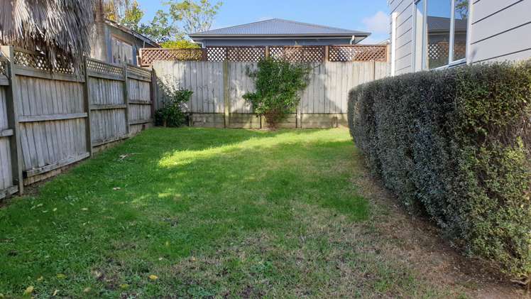50a Amberley Avenue Te Atatu South_13