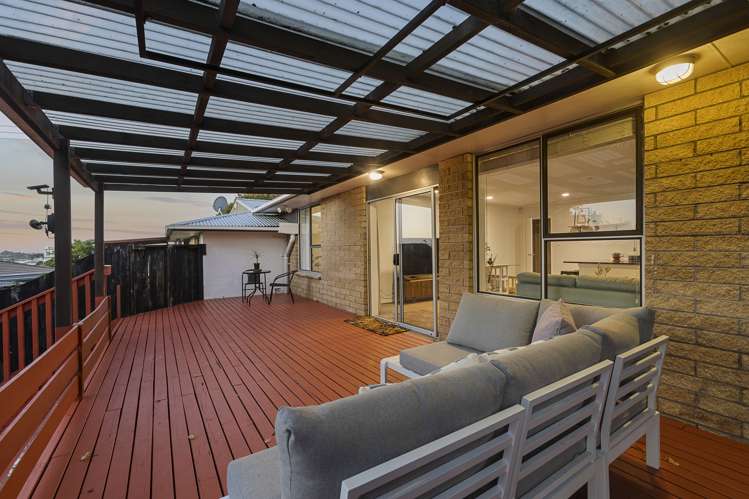 2/80a Captain Scott Road Glen Eden_25