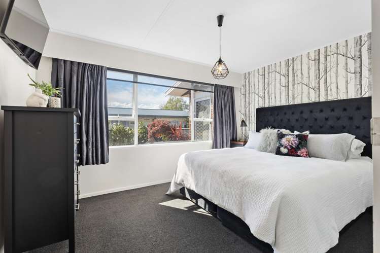 16 Lockhart Avenue Milson_4