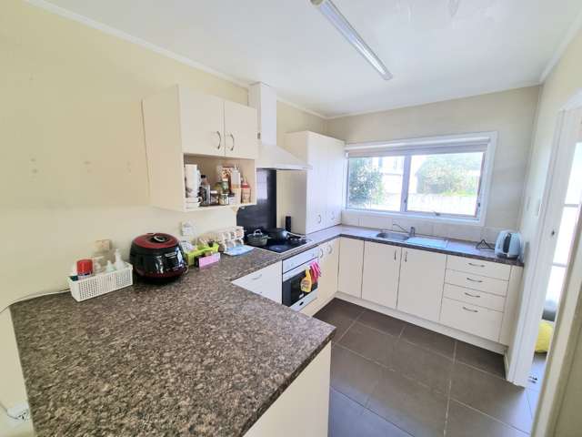 2/48 Onewa Road 10888_1