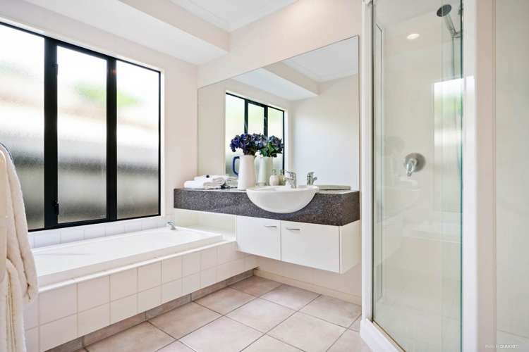 8 Isaac Place East Tamaki Heights_15