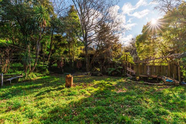 44 Tremaine Avenue Two Mile Bay_25