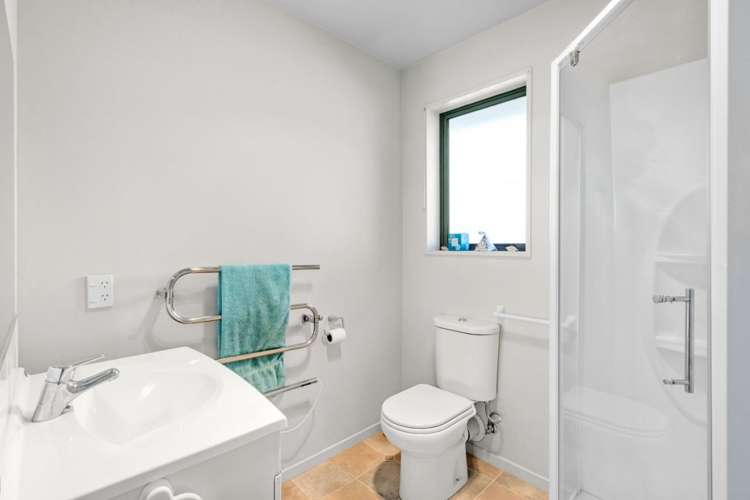 1/295 Pages Road Wainoni_9