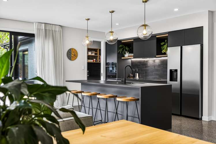 42 Houpuni Road Milldale_3