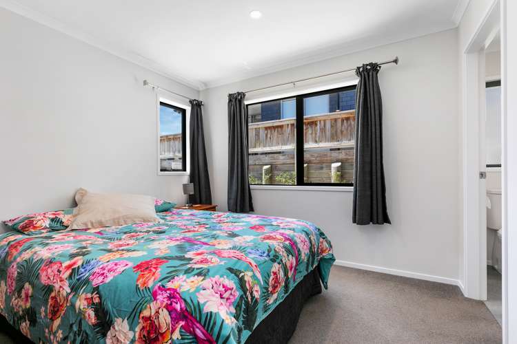 310a Lakes Boulevard Pyes Pa_12