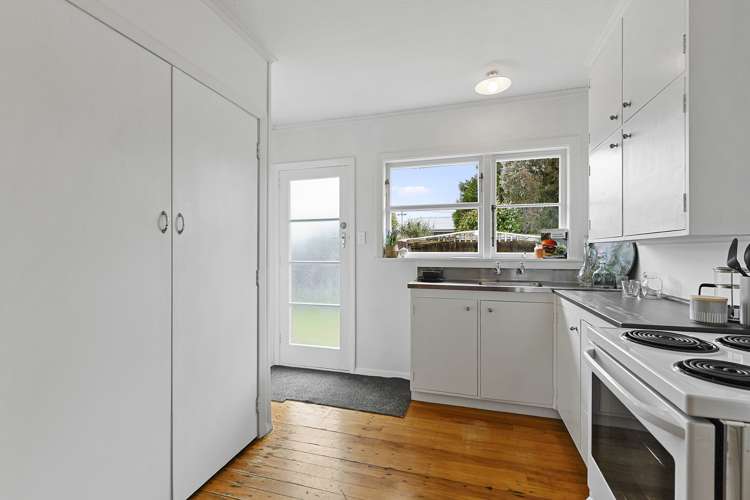 2/12 Hildreth Street Trentham_5