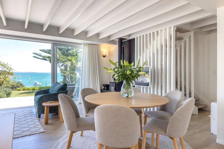 12 Esslin Road Surfdale_11