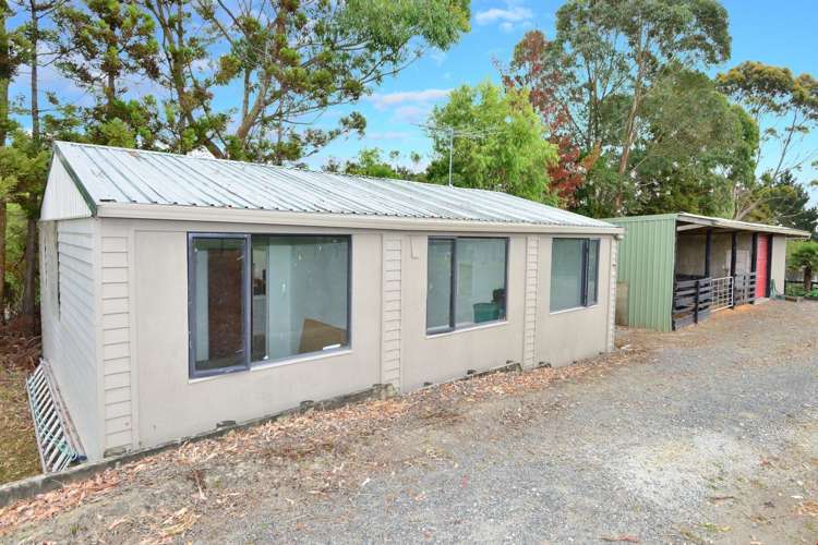 93 Chatham Road Helensville_18