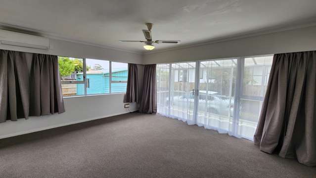 2/17 Doment Crescent Orewa_4