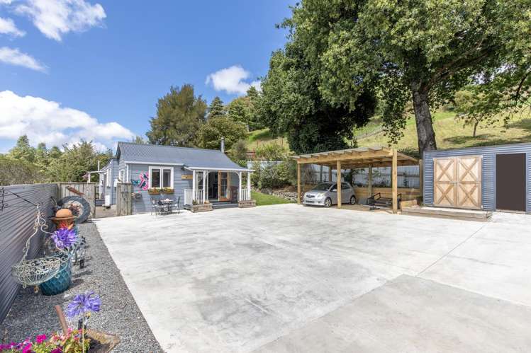13 Racecourse Road Waipukurau_1