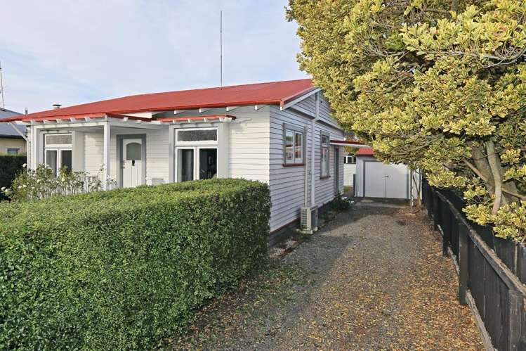 707 Willowpark Road North_0