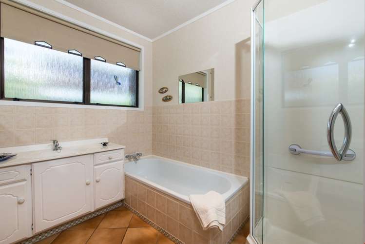 49 Savoy Road Glen Eden_13