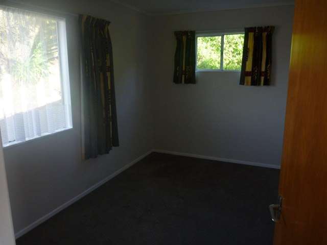 68 Gloaming Hill Titahi Bay_2