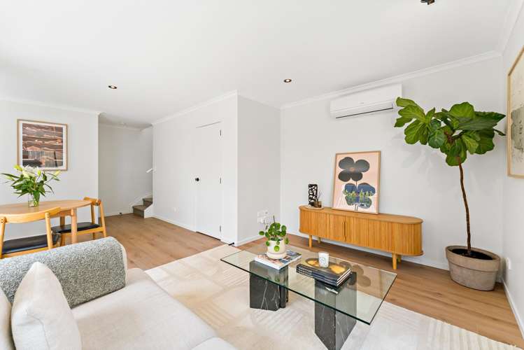 1092A Great North Road Point Chevalier_2