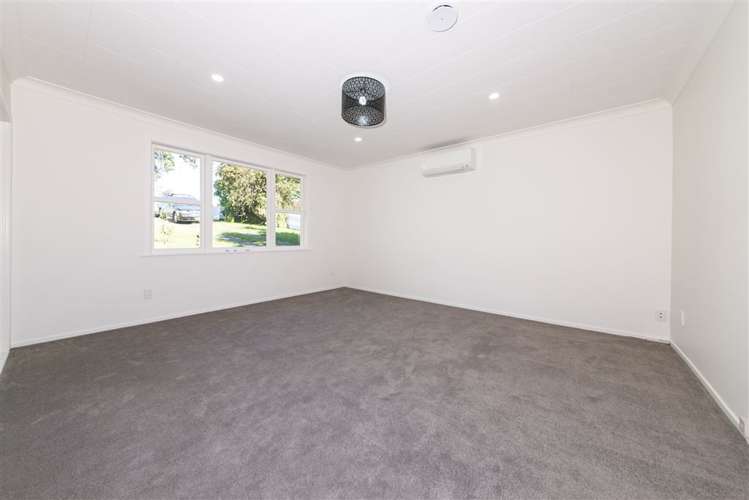 93 Rosier Road Glen Eden_11