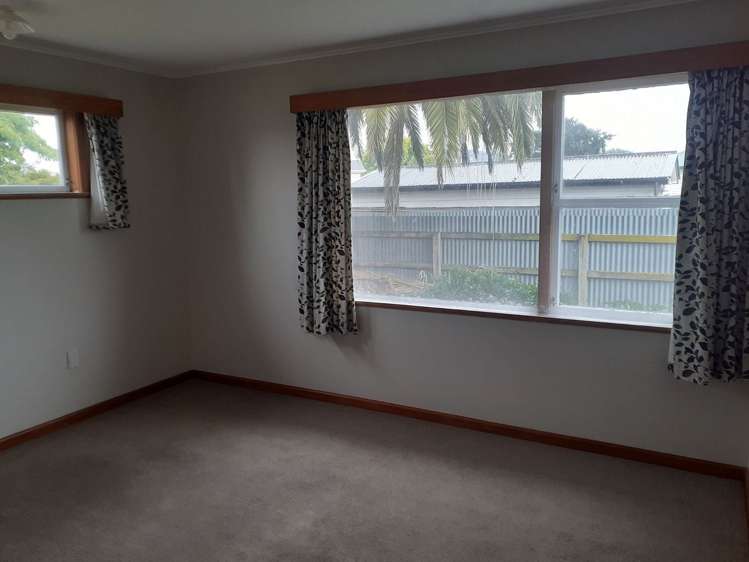 6 Montgomery Street Feilding_8