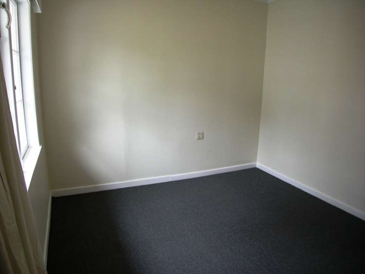 373 Massey Road Mangere East_10