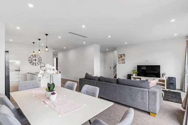 10 Huaota Place Botany Downs_4