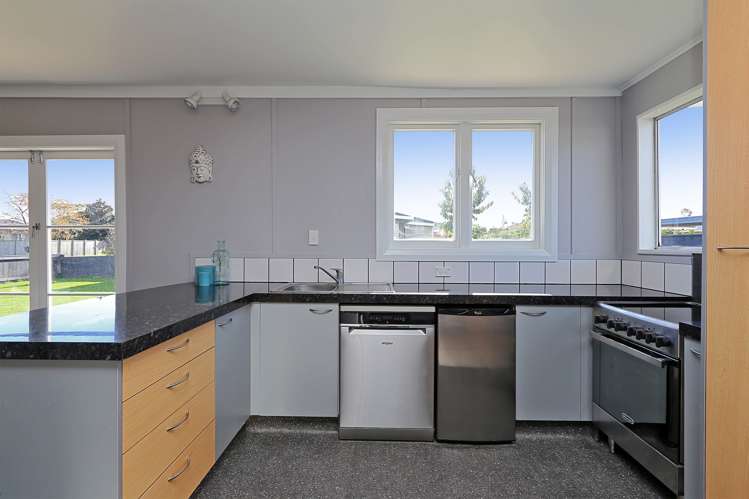 220 Warwick Road Mayfair_4