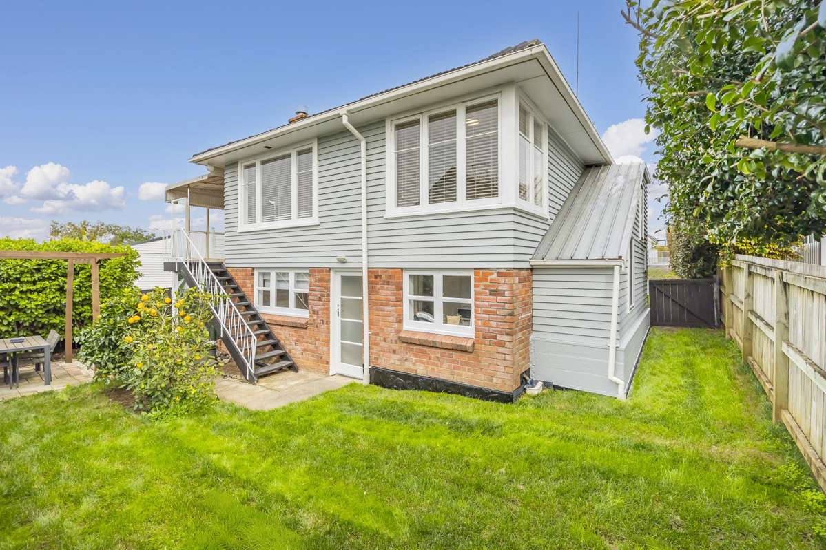 1/63 Fancourt Street_0