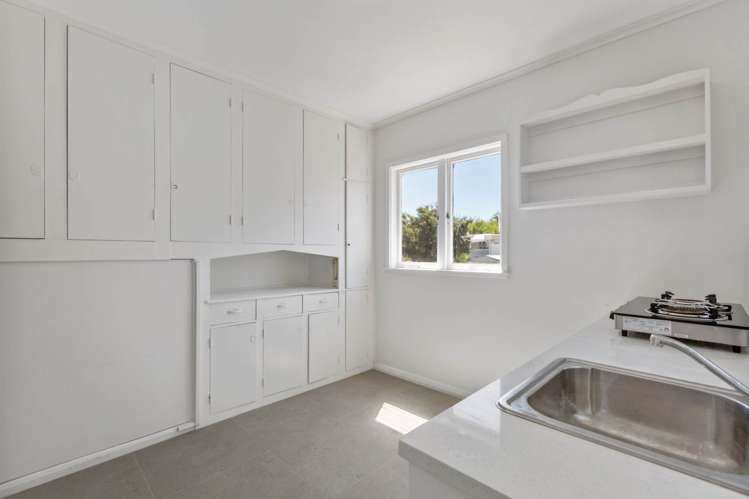 17a Kereru Street Henderson_10